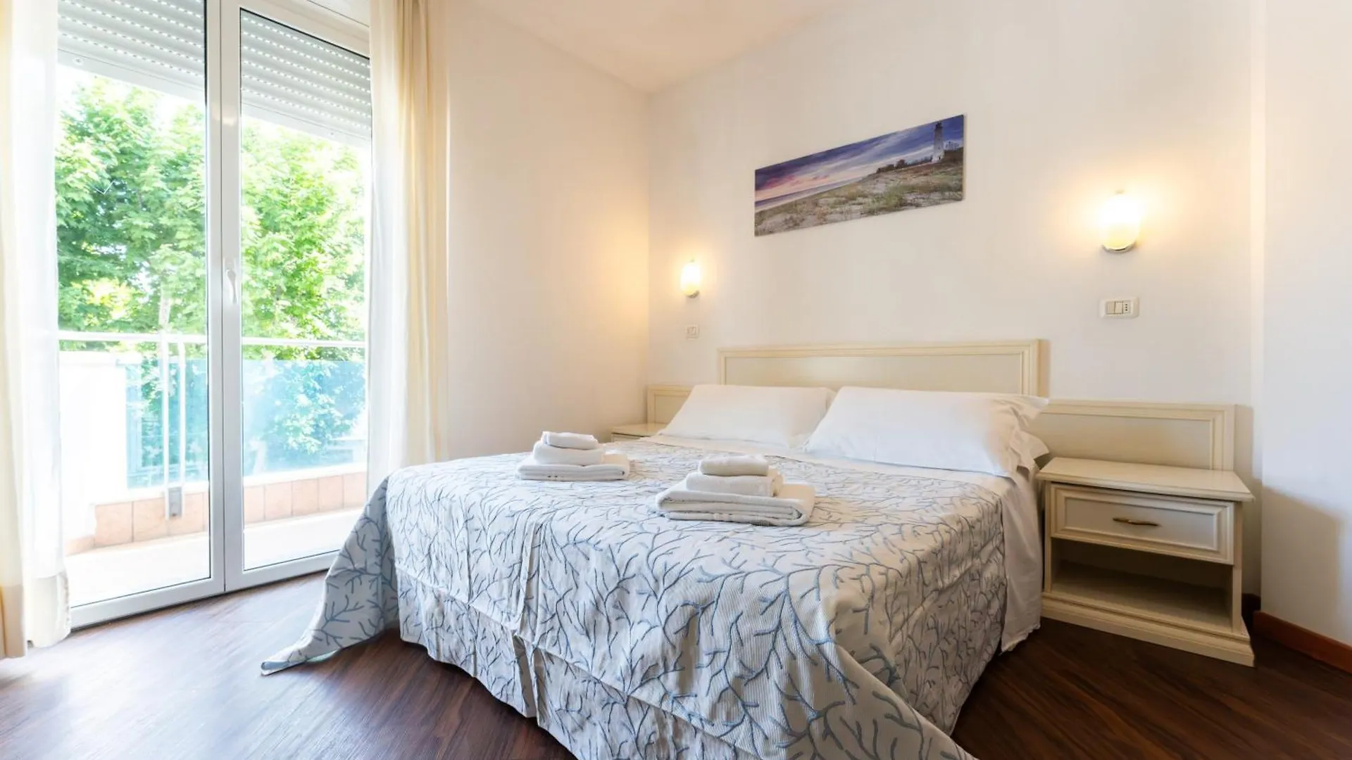 Residence Marconi Mare Римини Апарт-отель