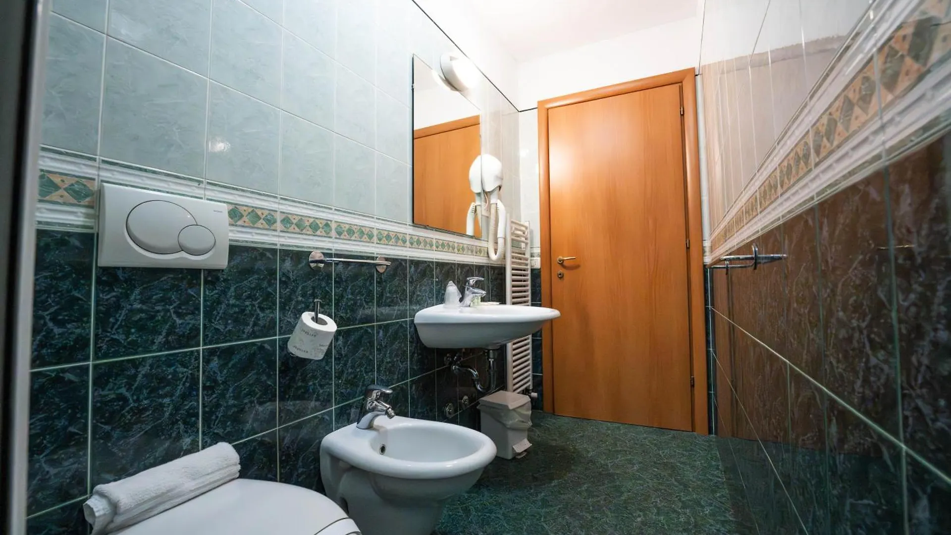 Апарт-отель Residence Marconi Mare Римини