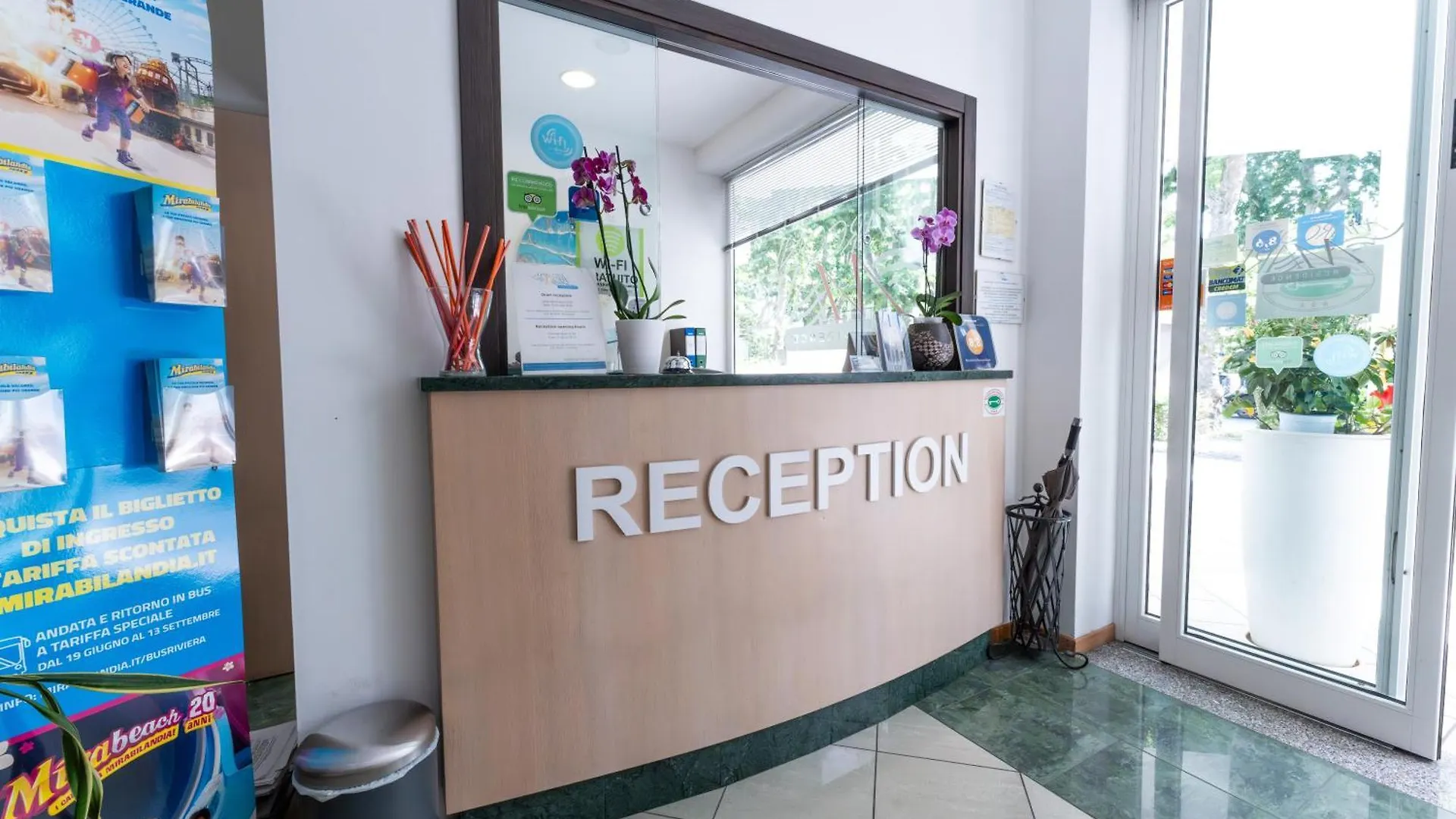 Residence Marconi Mare Римини 3*,