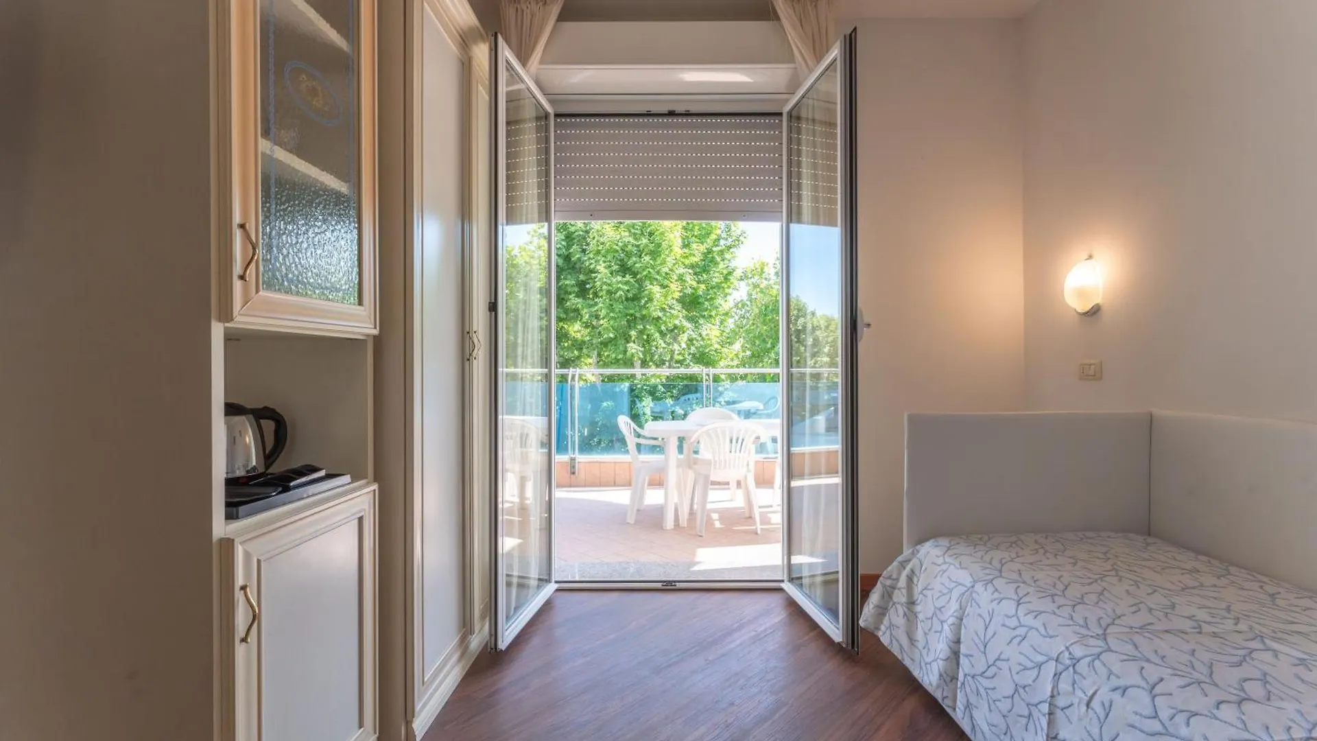 Residence Marconi Mare Римини 3*,  Италия