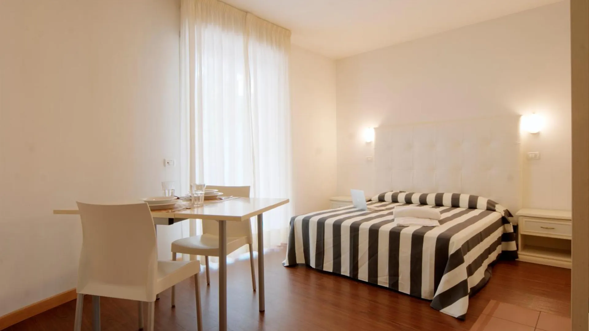 Residence Marconi Mare Римини 3*,  Италия
