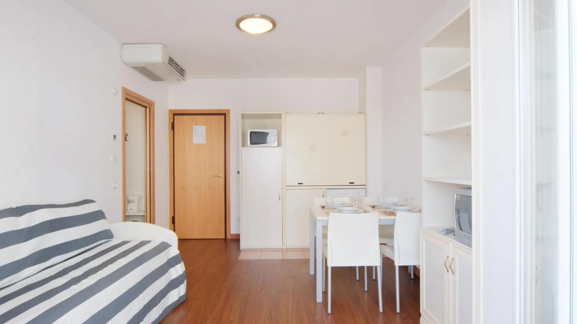 Residence Marconi Mare Римини
